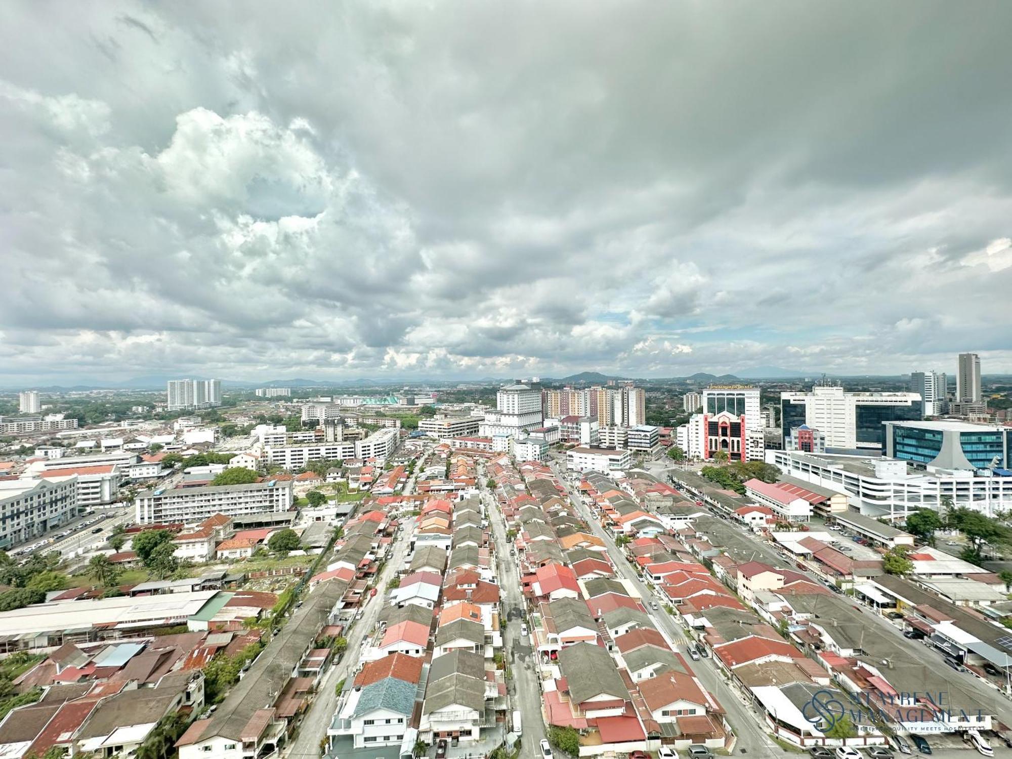 Melaka Ong Kim Wee Residences By Stayrene Exterior photo